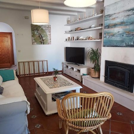 Apartamento A 150 Metros De La Playa Y Del Puerto Deportivo エステポナ エクステリア 写真