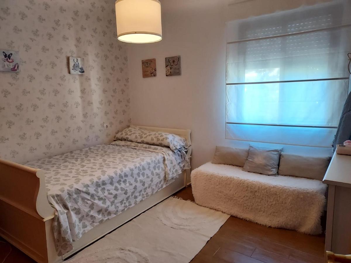 Apartamento A 150 Metros De La Playa Y Del Puerto Deportivo エステポナ エクステリア 写真